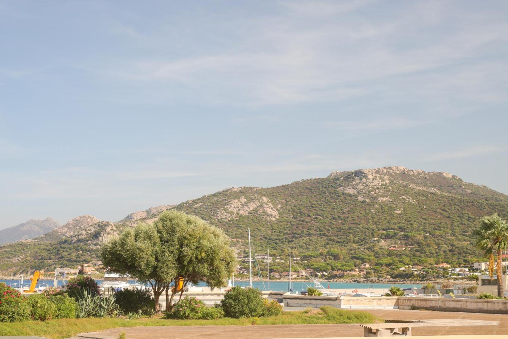 Appartement La Balagne , Bord De Mer, Grande Terrasse, Sant'Ambroggio Lumio  Zewnętrze zdjęcie